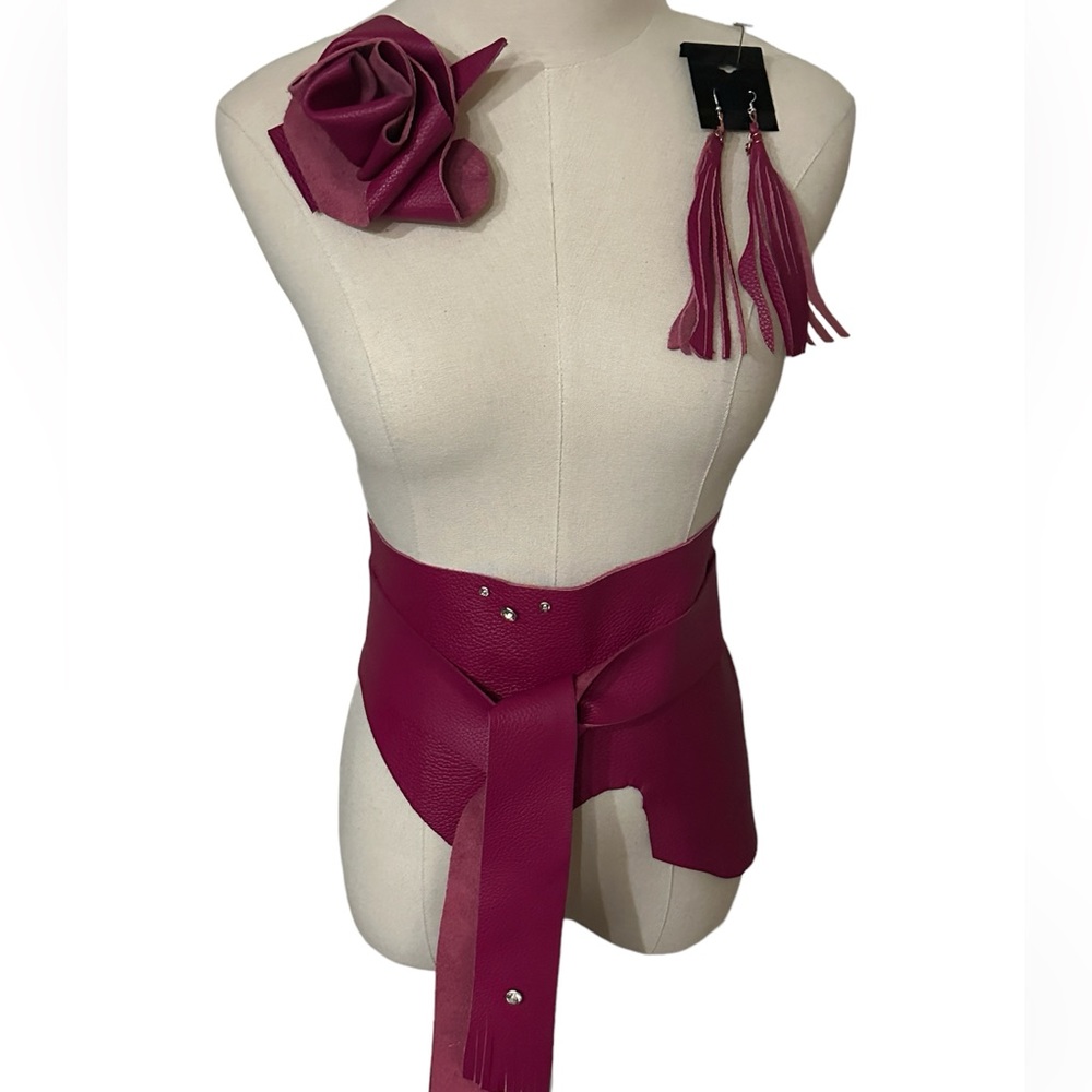 New Handcrafted Leather brooch, belt and earrings